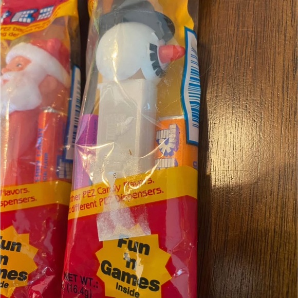 PEZ Candy Dispenser Set with Assorted Characters - Picture 4 of 9